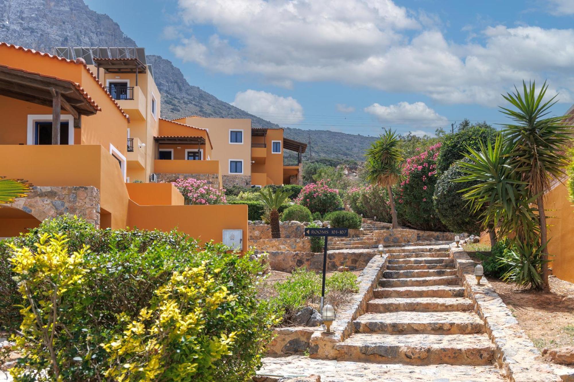 Driades Luxury Apartments Hersonissos  Bagian luar foto