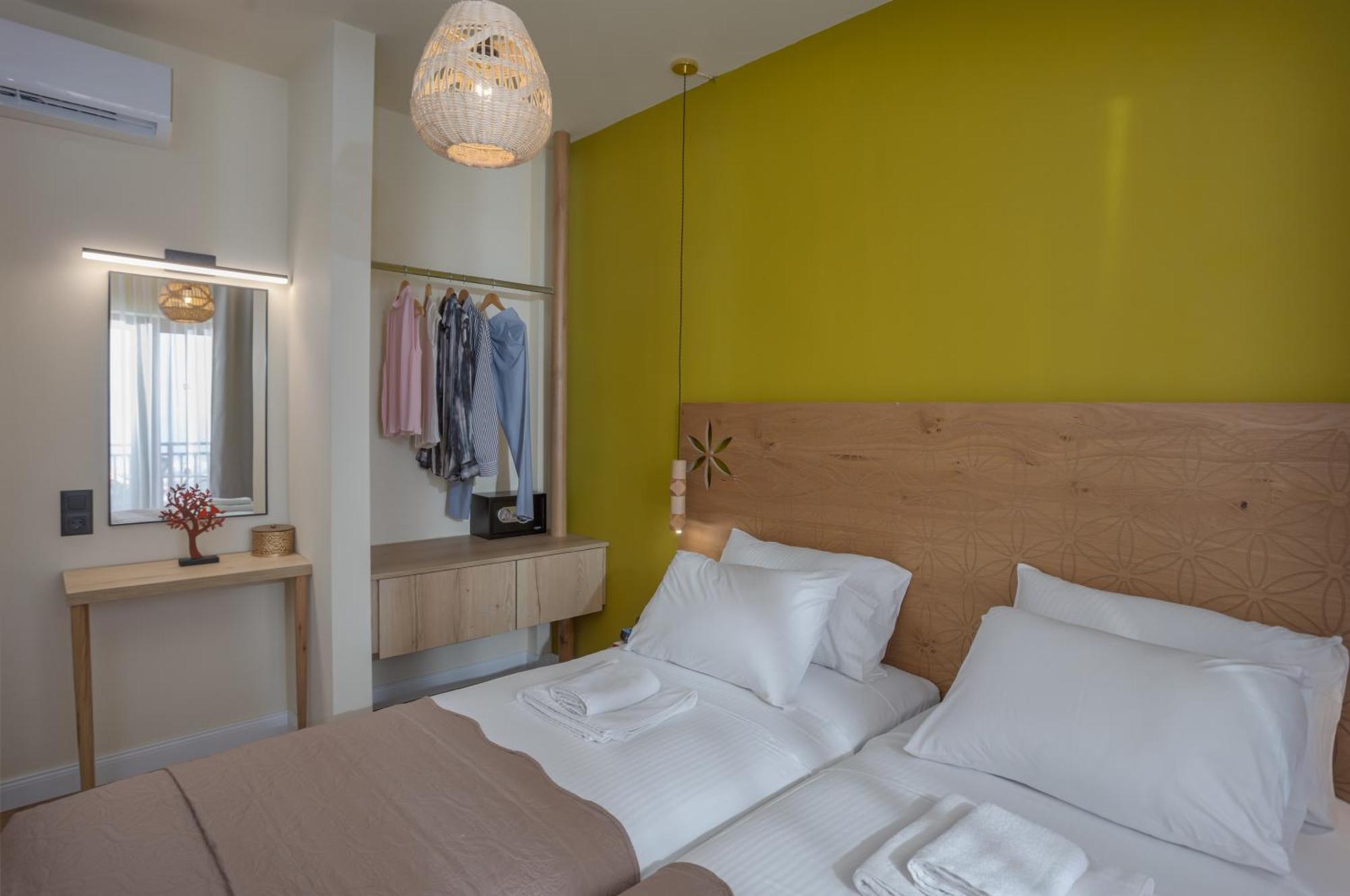 Driades Luxury Apartments Hersonissos  Bagian luar foto