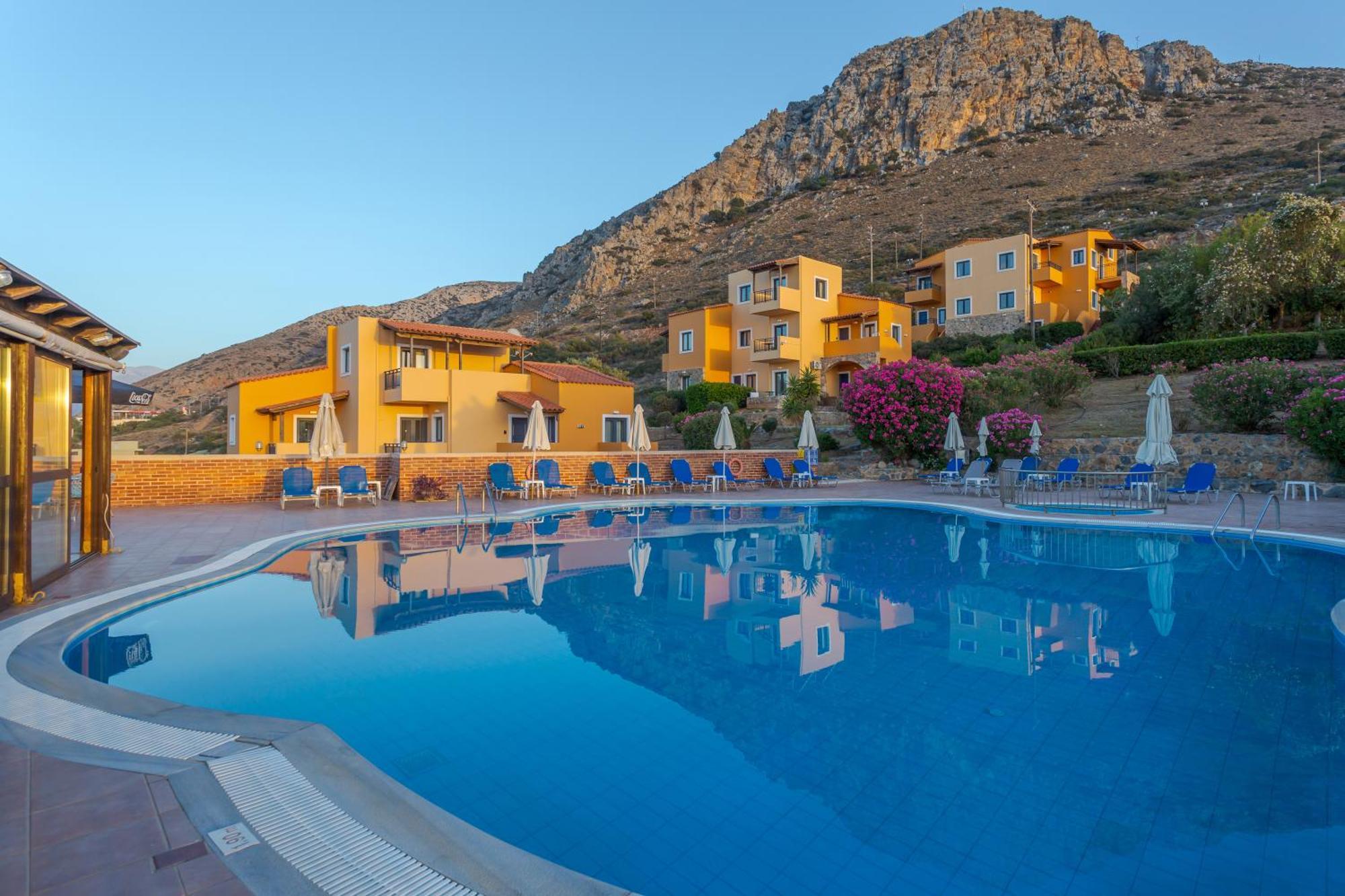 Driades Luxury Apartments Hersonissos  Bagian luar foto
