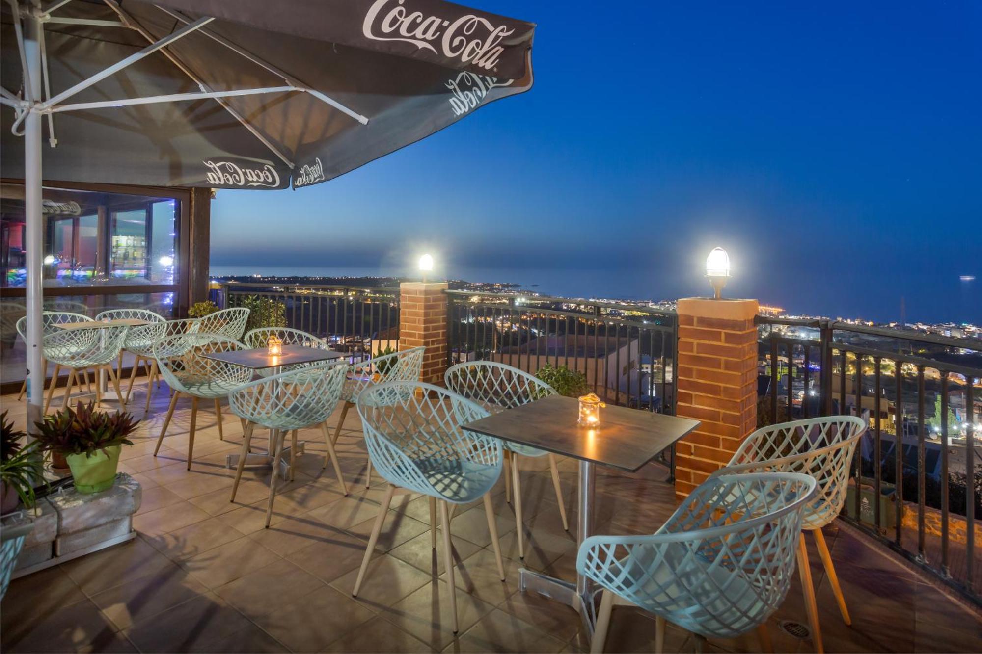 Driades Luxury Apartments Hersonissos  Bagian luar foto