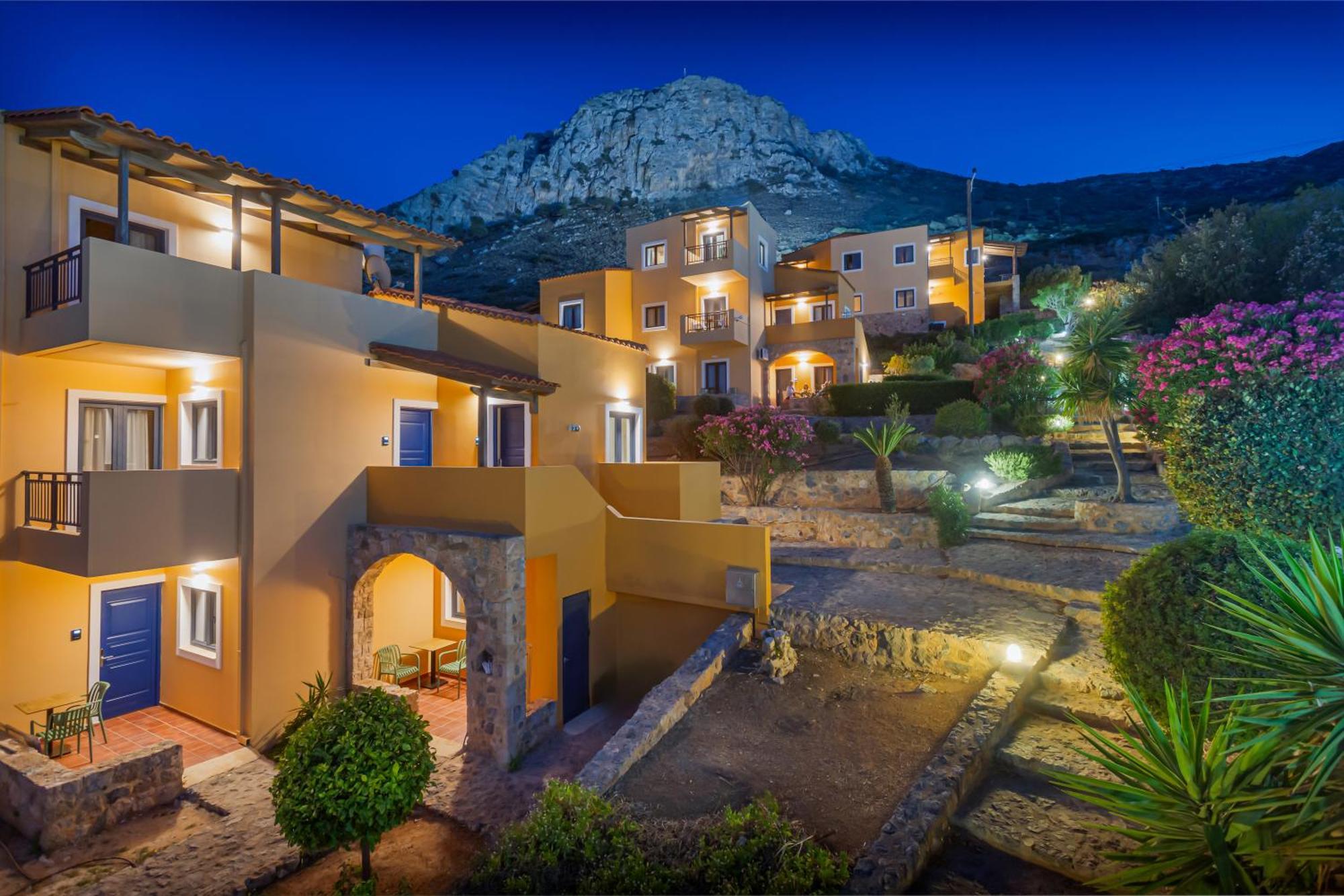 Driades Luxury Apartments Hersonissos  Bagian luar foto